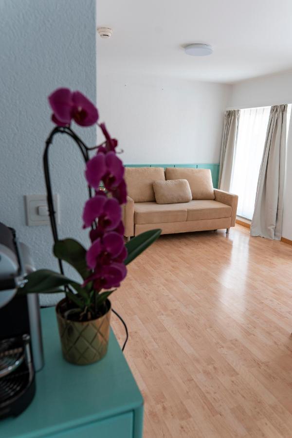 Swiss Hotel La Couronne Авоншес Екстериор снимка