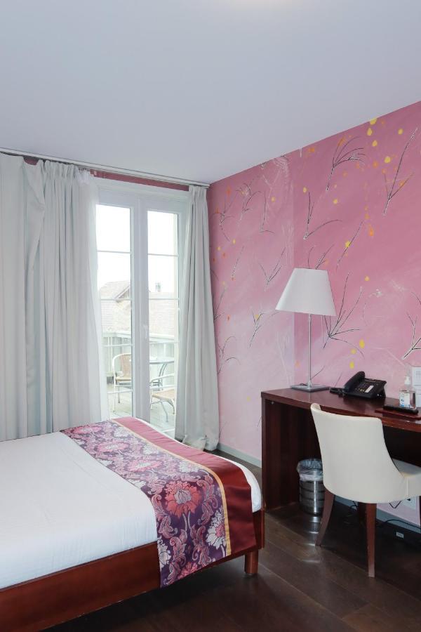 Swiss Hotel La Couronne Авоншес Екстериор снимка